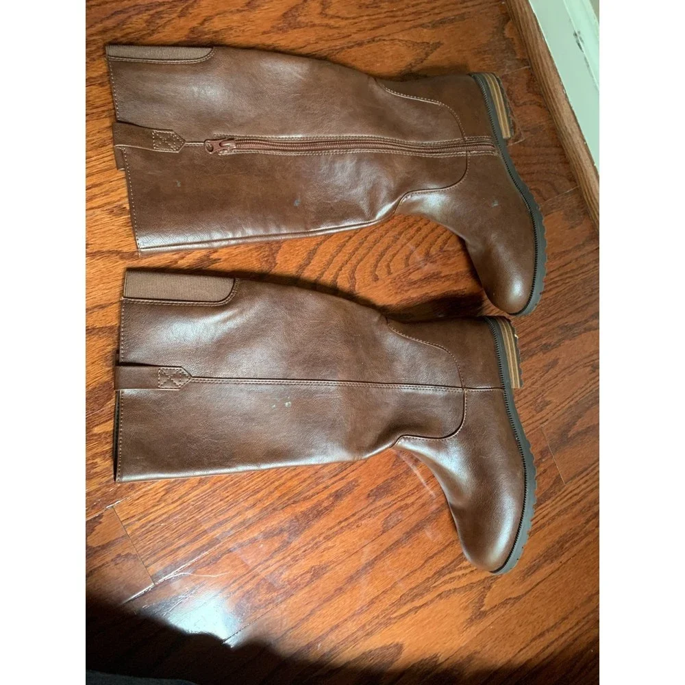 Cat & Jack Big Kid's Girl's Brown Boot Size 5